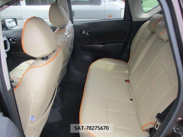 Nissan NOTE 2017-04 279899-6