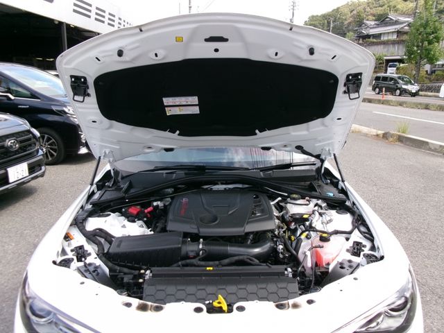 ALFA ROMEO Giulia 2023-03 10885-6