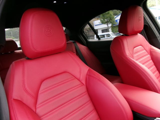 ALFA ROMEO Giulia 2023-03 10885-17