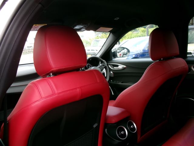 ALFA ROMEO Giulia 2023-03 10885-15