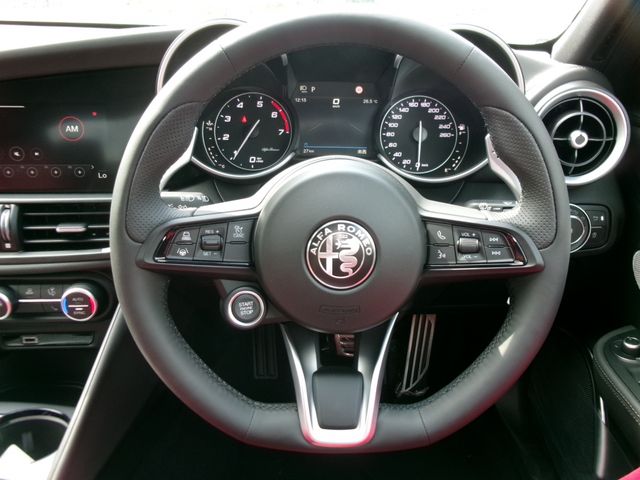 ALFA ROMEO Giulia 2023-03 10885-25