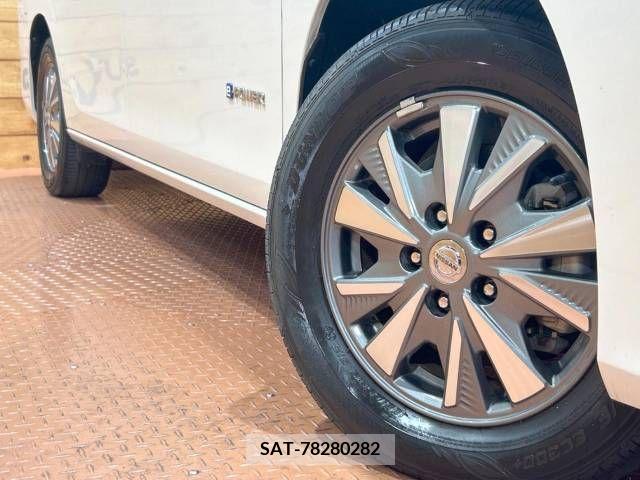 Nissan SERENA 2018-05 393883-13