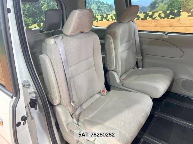 Nissan SERENA 2018-05 393883-9