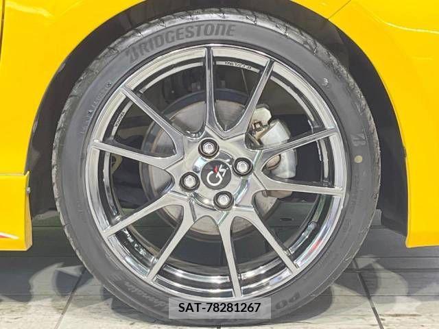 Toyota AQUA 2015-12 220236-13