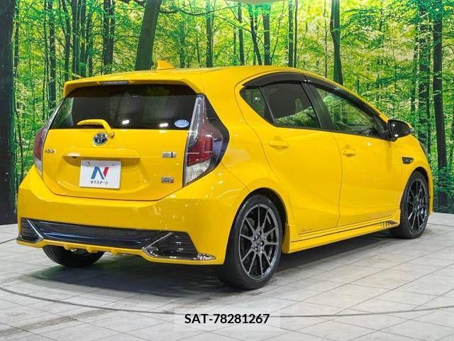 Toyota AQUA 2015-12 220236-17