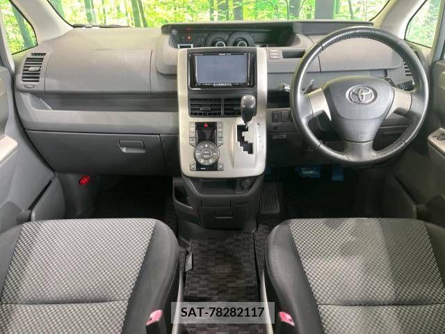 Toyota NOAH 2007-08 321302-1