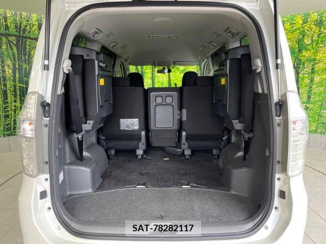 Toyota NOAH 2007-08 321302-11