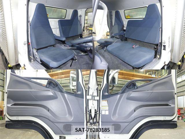 Mitsubishi CANTER 2016-02 213257-15