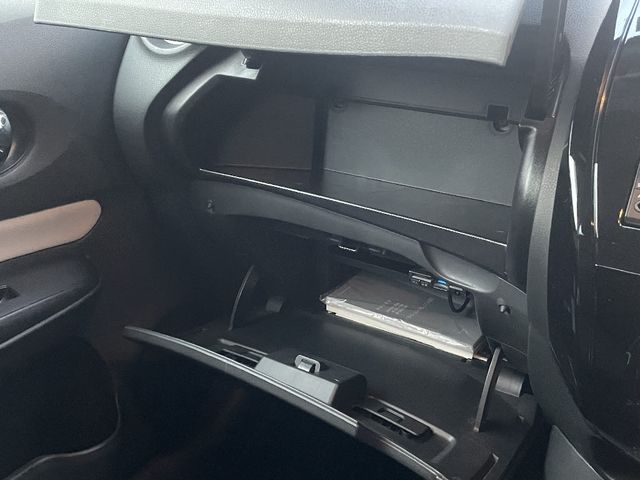 Nissan NOTE 2016-12 180951-17