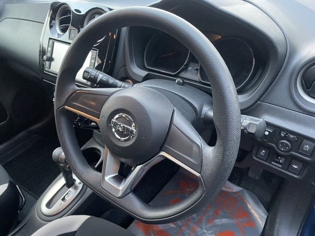 Nissan NOTE 2016-12 180951-8