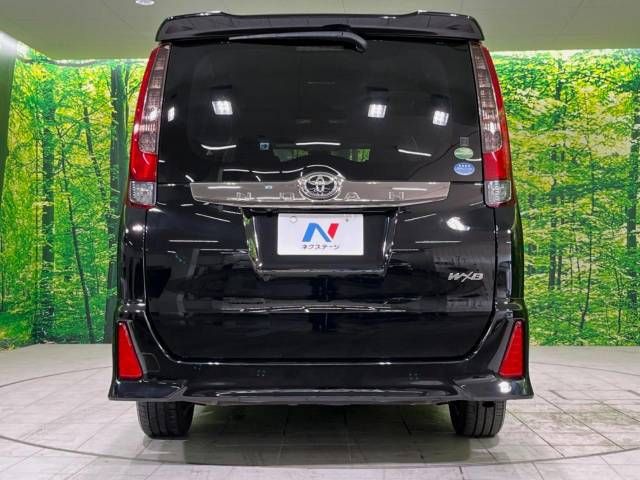 Toyota NOAH 2016-10 10978-15