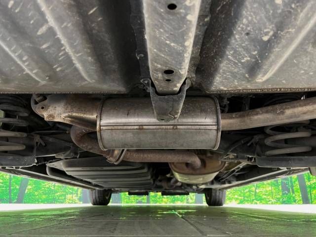 Toyota NOAH 2016-10 10978-19