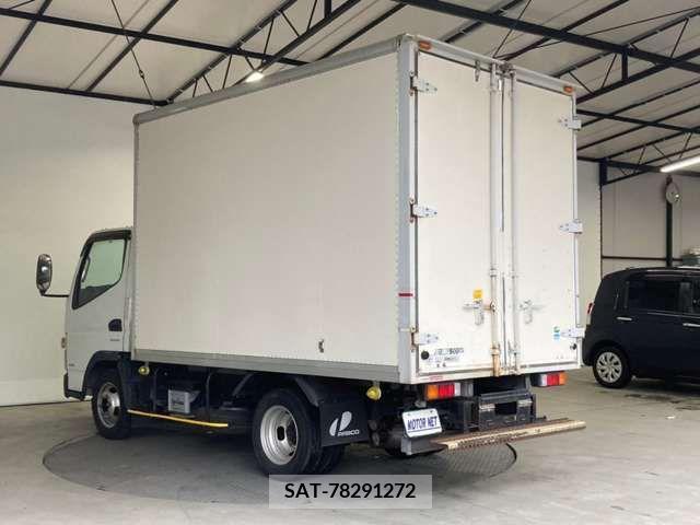 Mitsubishi CANTER 2013-09 218575-8