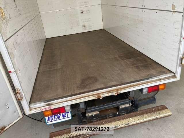 Mitsubishi CANTER 2013-09 218575-16