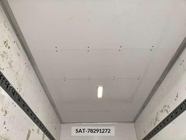 Mitsubishi CANTER 2013-09 218575-15