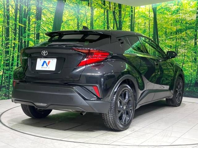 Toyota C-HR 2023-06 13897-17