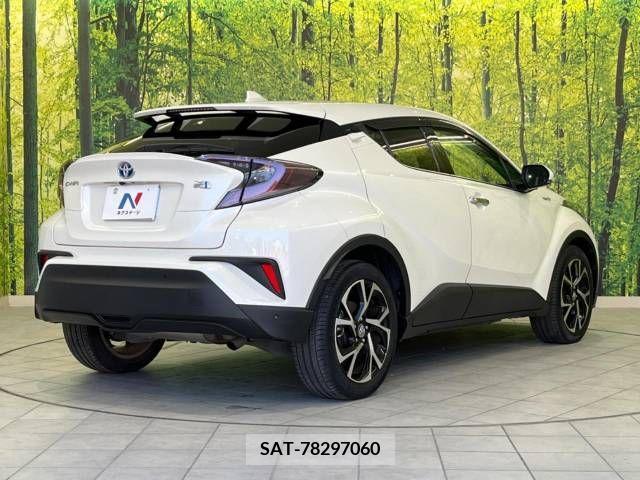 Toyota C-HR 2017-12 220082-17