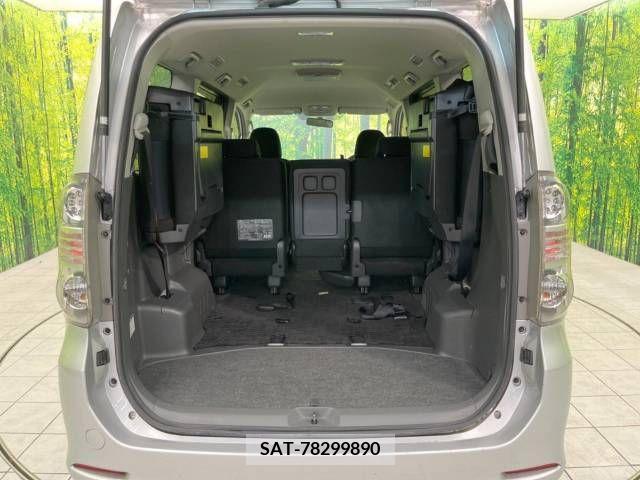 Toyota VOXY 2007-09 348276-11