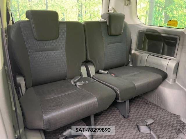 Toyota VOXY 2007-09 348276-10