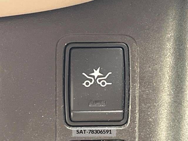 Nissan SERENA 2017-03 253625-5
