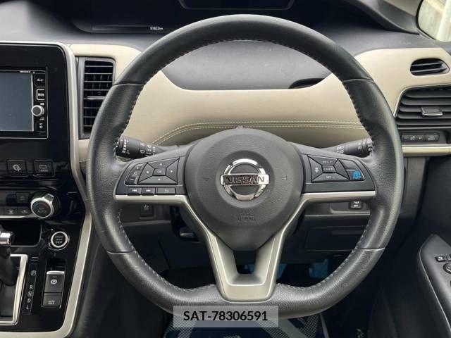 Nissan SERENA 2017-03 253625-11