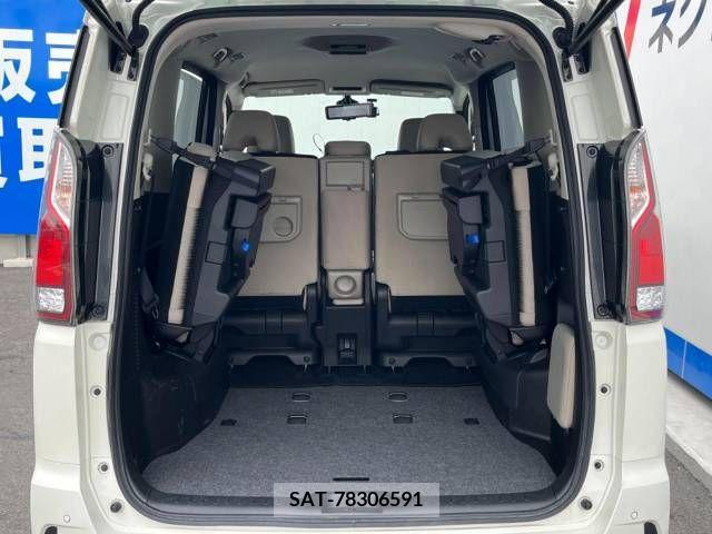 Nissan SERENA 2017-03 253625-10