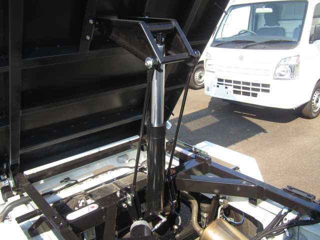 Suzuki CARRY TRUCK 2023-10 20267-14