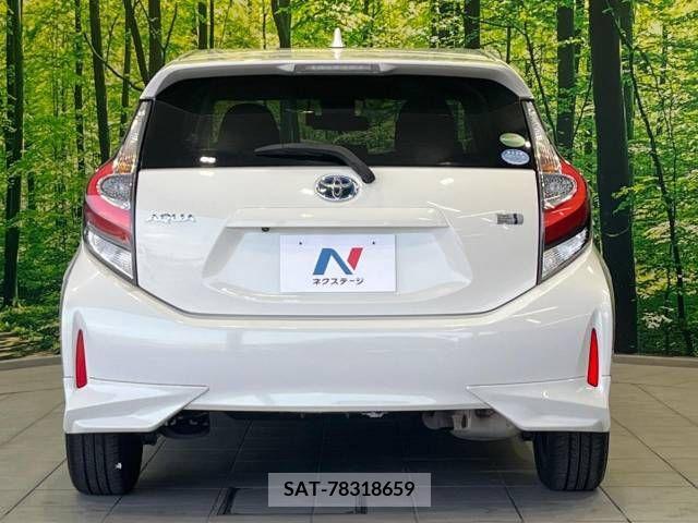 Toyota AQUA 2017-09 260207-15