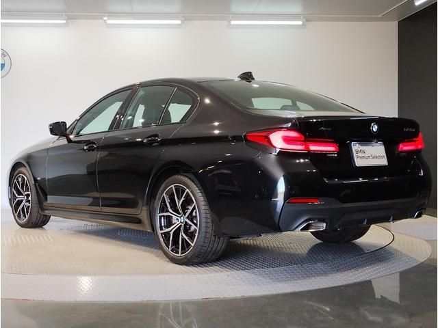 Bmw 5 SERIES 2022-05 20657-6