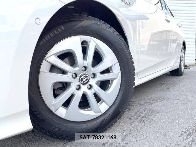 Toyota PRIUS 2018-11 255095-14