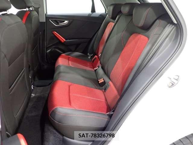 Audi Q2 2019-10 379009-16