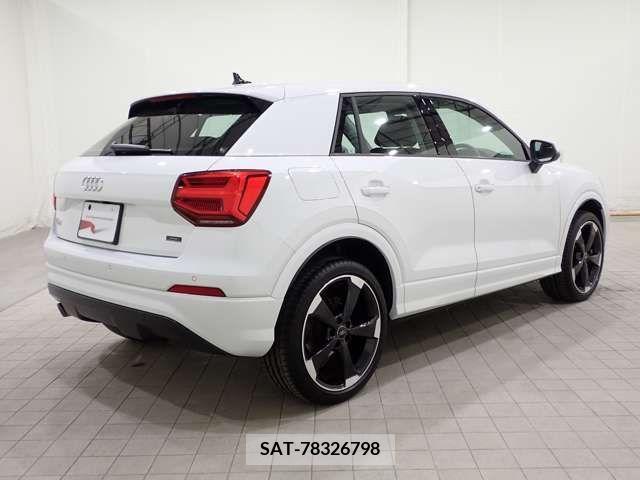Audi Q2 2019-10 379009-9