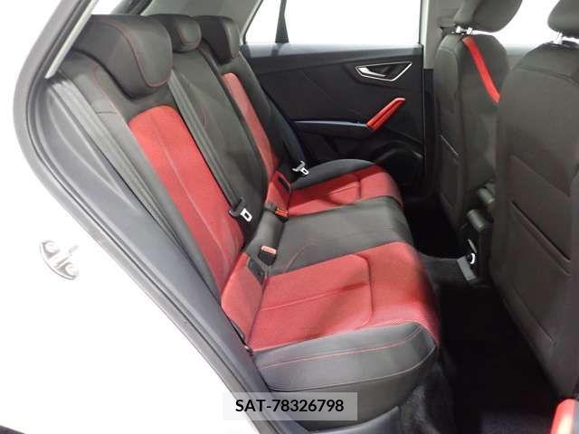 Audi Q2 2019-10 379009-17
