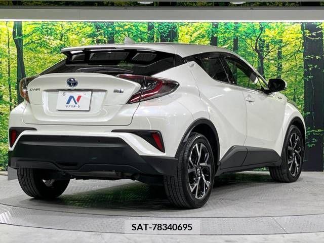 Toyota C-HR 2017-06 264456-17