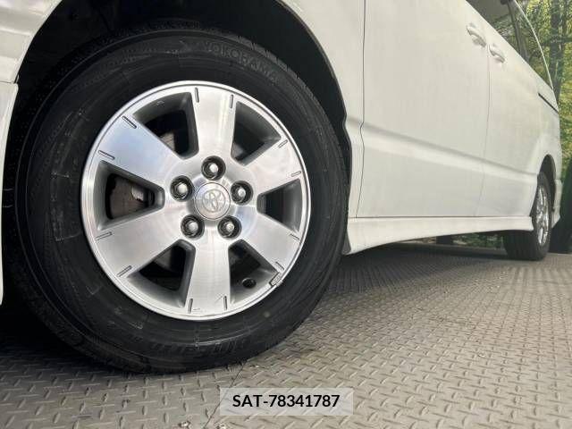 Toyota VOXY 2005-07 300585-14
