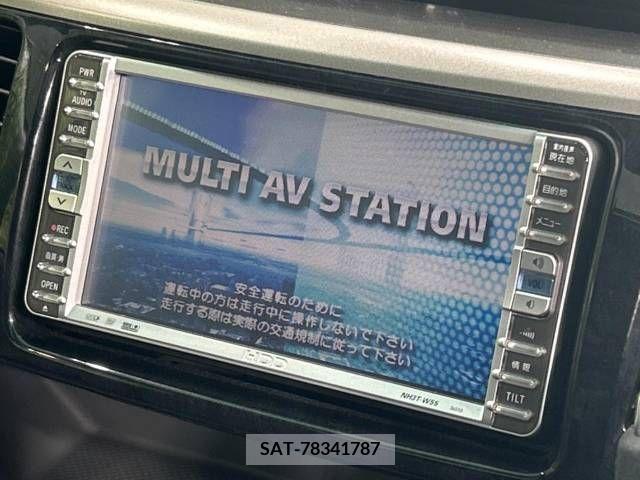 Toyota VOXY 2005-07 300585-3