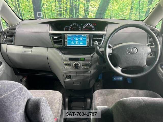 Toyota VOXY 2005-07 300585-1