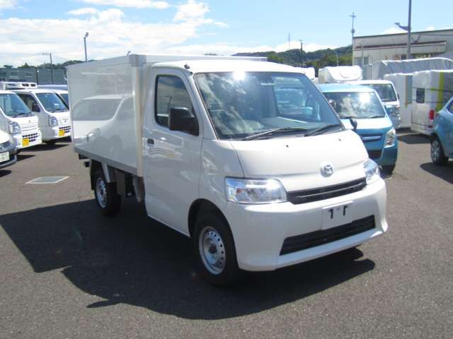 Mazda BONGO TRUCK 2023-11 17413-2