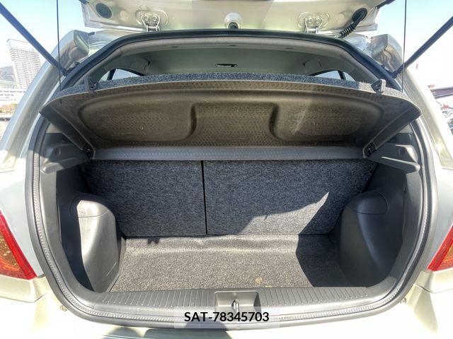 Toyota VITZ 2003-04 218133-11
