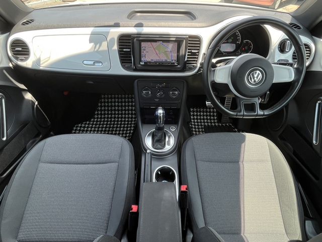 VolksWagen THE BEETLE 2013-03 7892-6