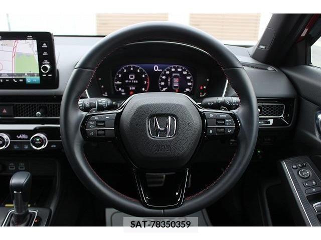 Honda CIVIC 2022-04 205286-15
