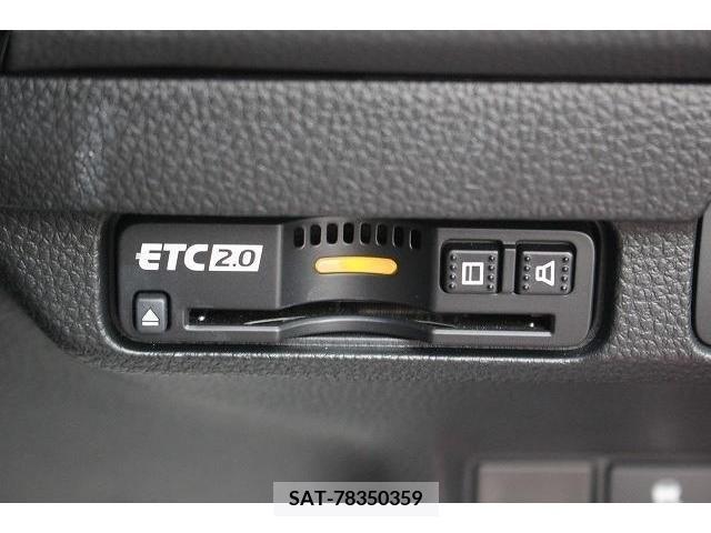 Honda CIVIC 2022-04 205286-3