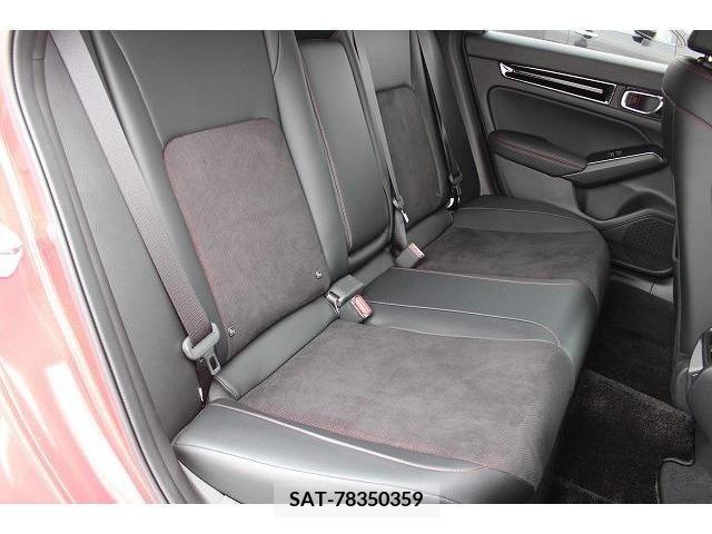 Honda CIVIC 2022-04 205286-13