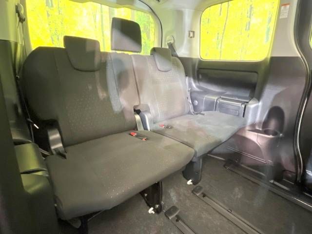 Toyota NOAH HYBRID 2016-03 189191-9