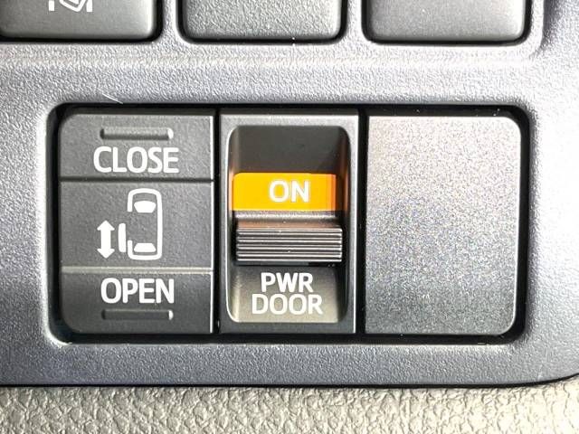 Toyota NOAH HYBRID 2016-03 189191-5
