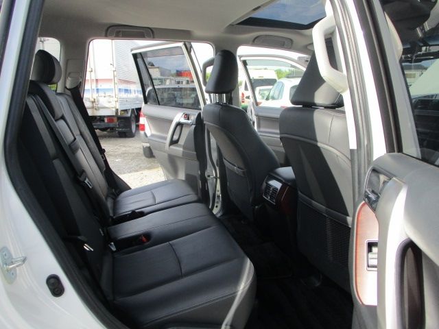 Toyota PRADO 2017-01 6427-10