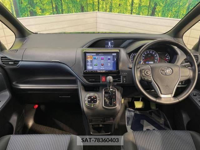 Toyota VOXY 2015-08 321447-1