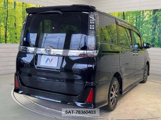 Toyota VOXY 2015-08 321447-18