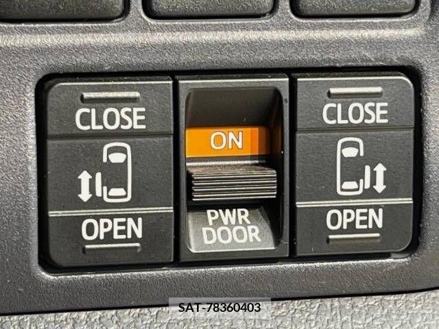 Toyota VOXY 2015-08 321447-2