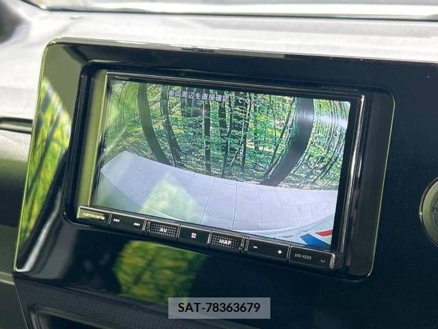 Toyota NOAH 2023-04 313591-3